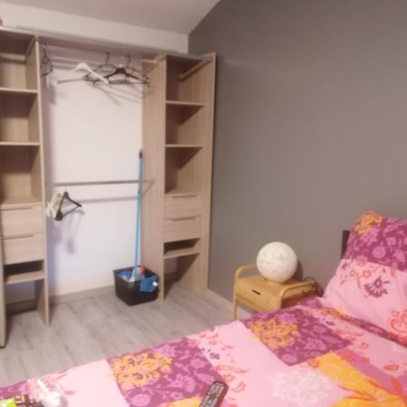 Chambres Dans Maison Familiale 圣吉隆 外观 照片